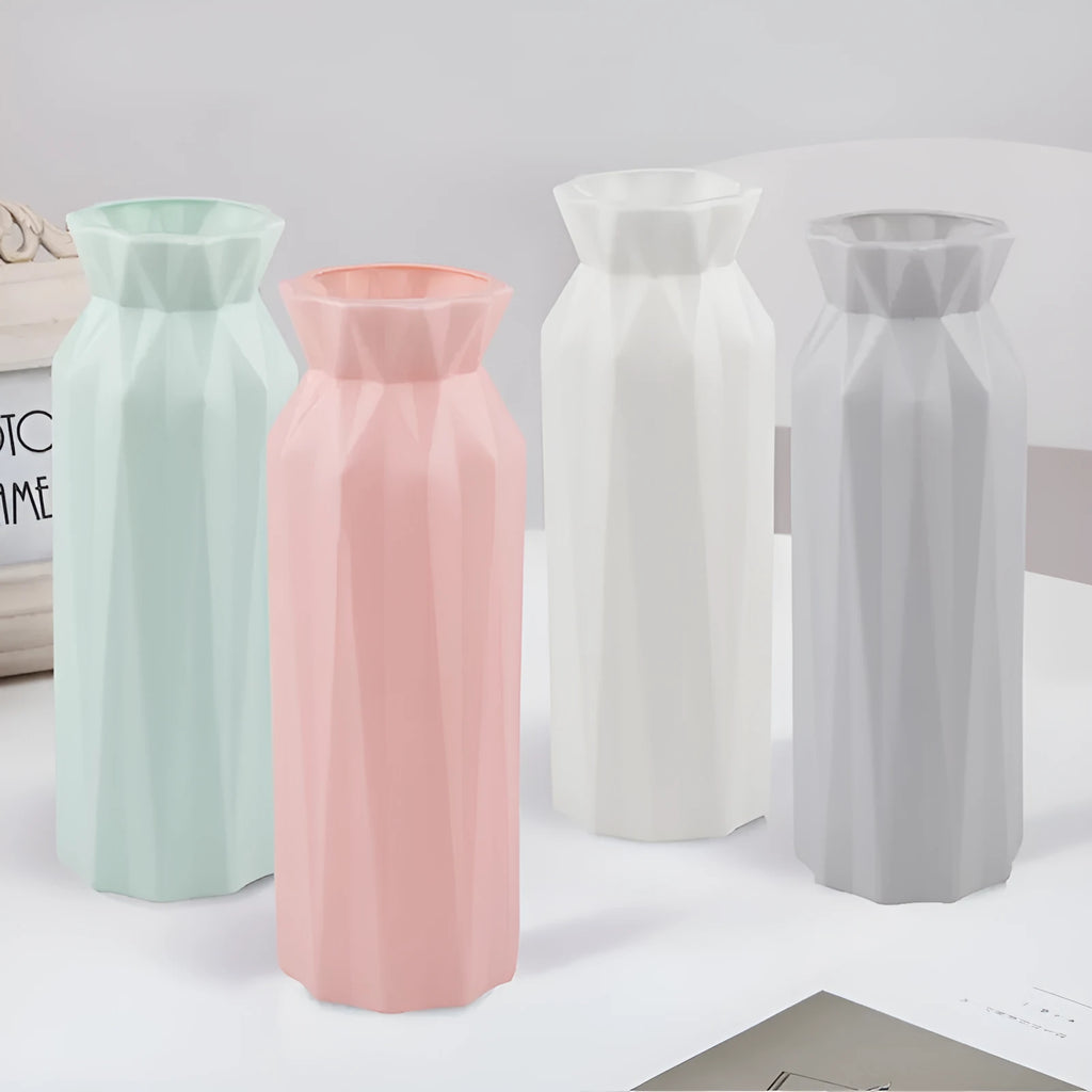 Drop-resistant melamine vase in green, grey, pink, or white colours with 7.2 cm base