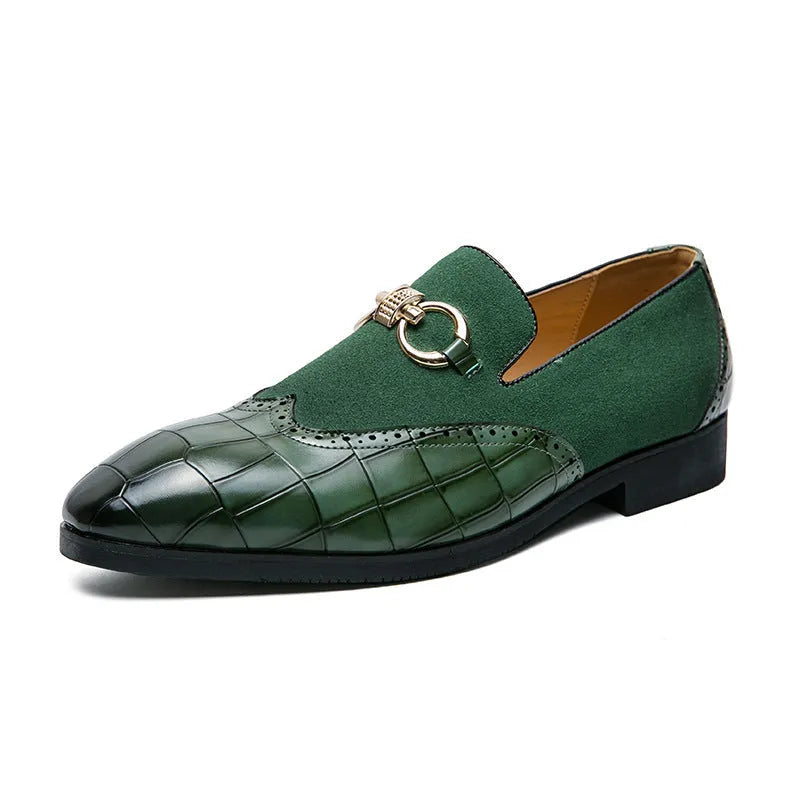 Men's black Korean style casual shoes with pointed toe and sewing line detailing on artificial PU upper