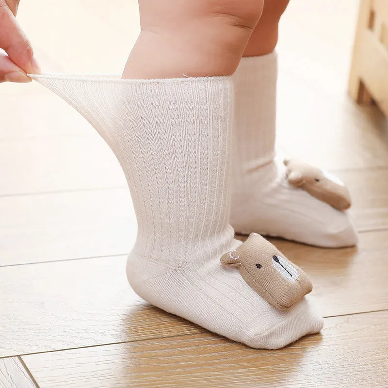 Baby non-slip dispensing glue socks in combed cotton for children floor use