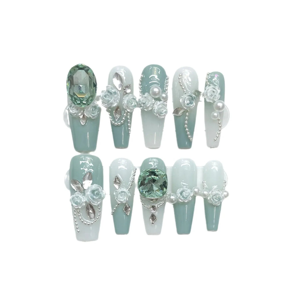 Green camouflage nail decals with bow and butterfly patterns and diamond camellia chains in four sizes