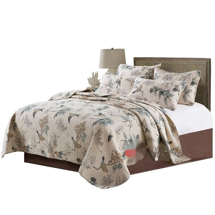 Pure cotton quilted bed cover set with printed pattern on a 1.5-1.8m bed.