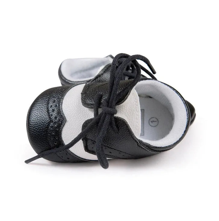 Vintage style baby shoes with soft soles for 0-12 month old babies learning to walk