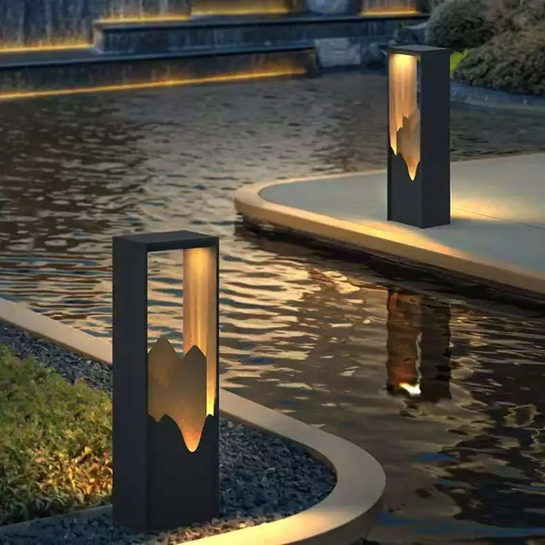 Small Chinese-style solar yard lamp made of stainless steel for garden lighting