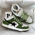 Women's retro style lace-up board shoes in green with rubber sole and round toe, flat heel