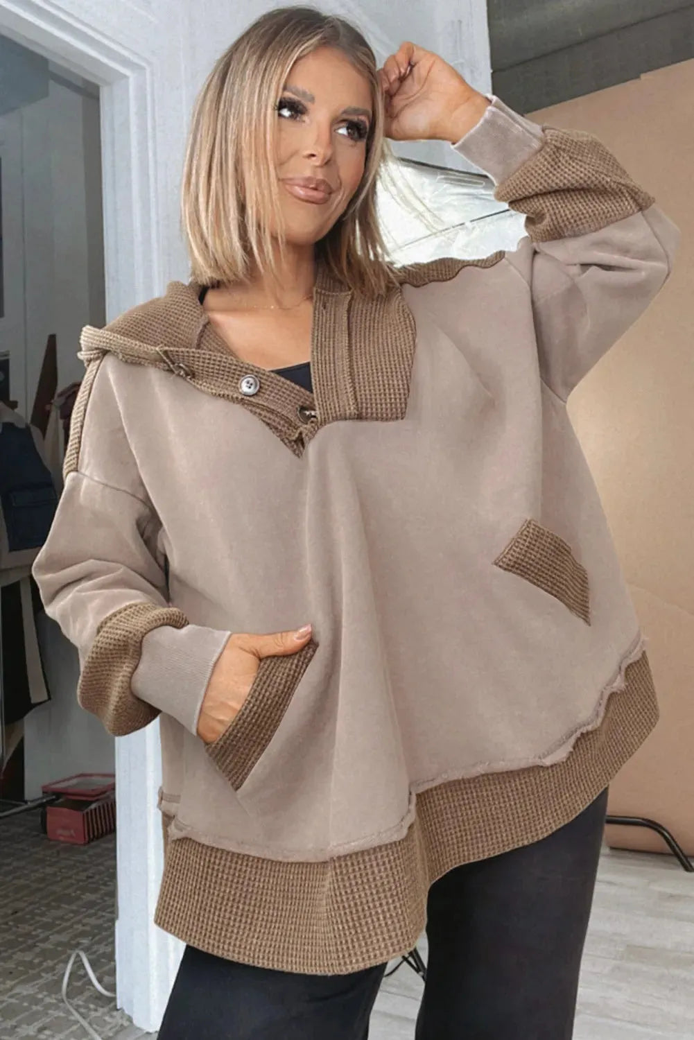 Goat Waffle Contrast Patchwork Plus Size Hoodie with Pockets in 1XL-4XL