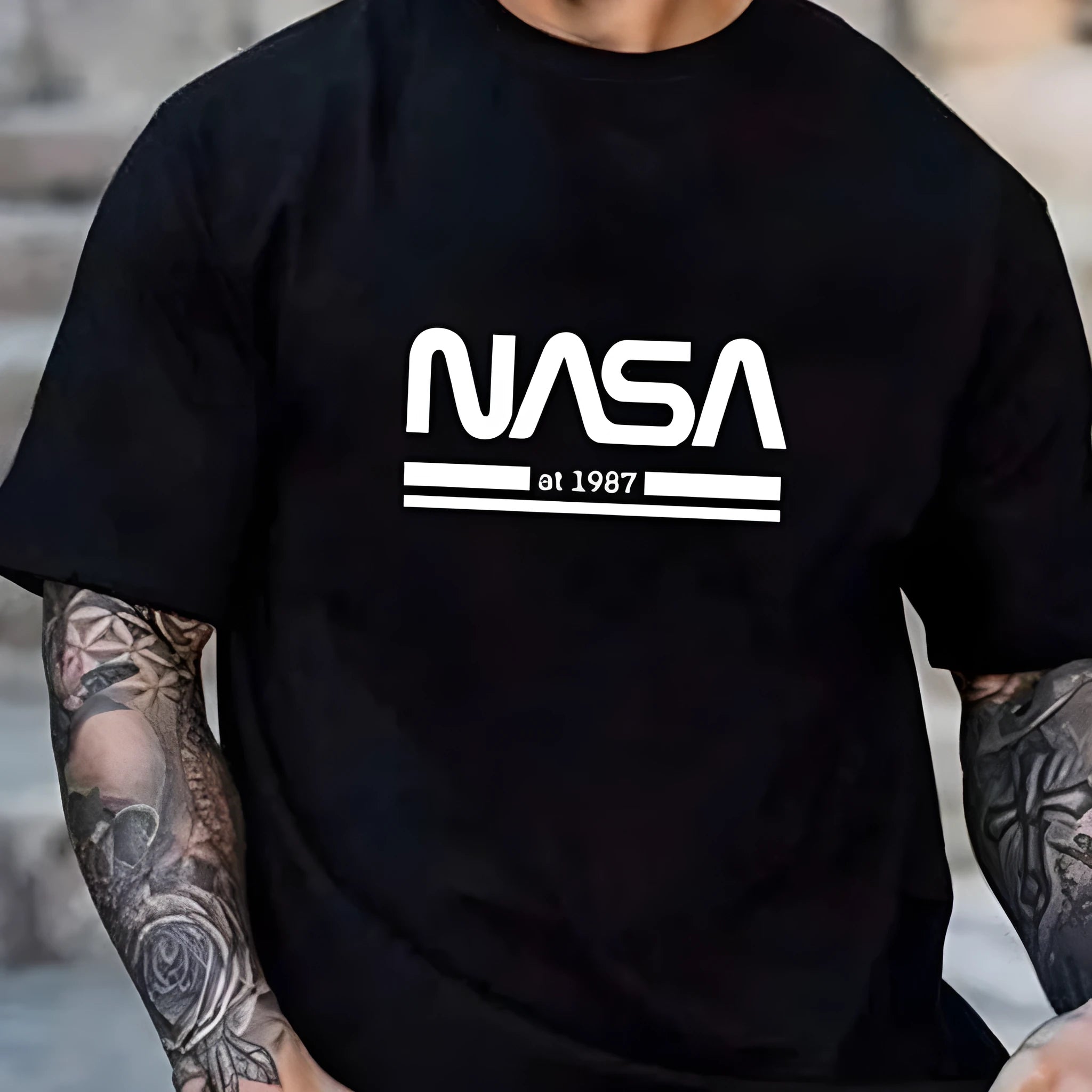 Men's slim-fit cotton short sleeve T-shirt with printed letters design in various solid colours