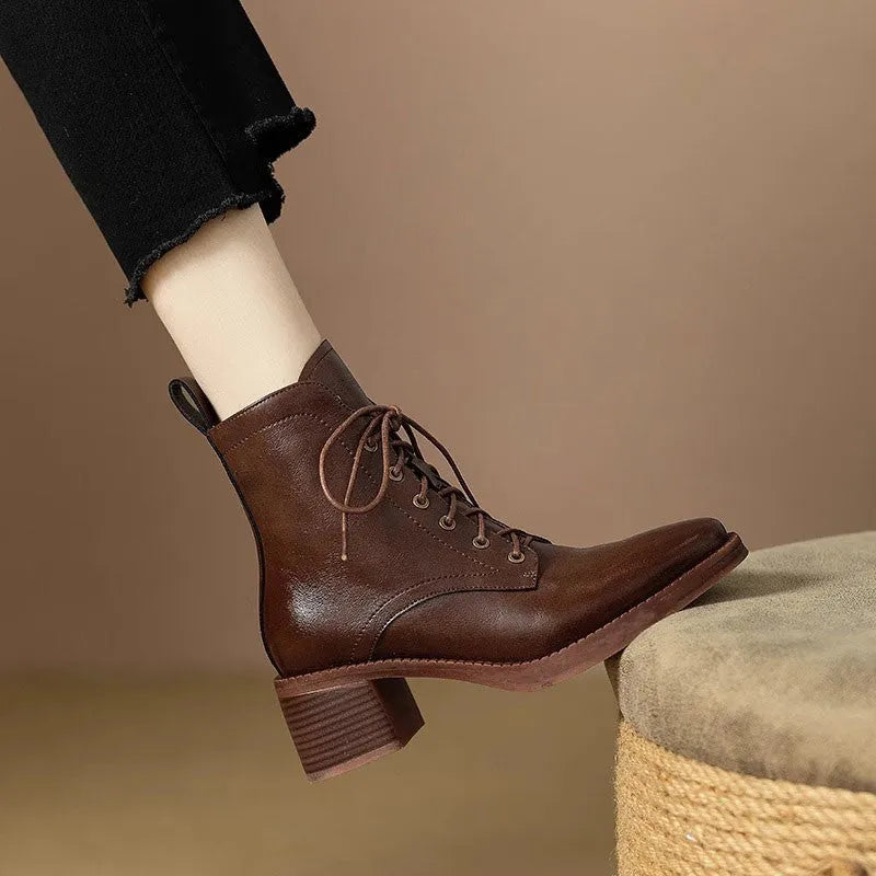 Women's black pointed toe short tube boots with 5.5cm heel and artificial PU upper