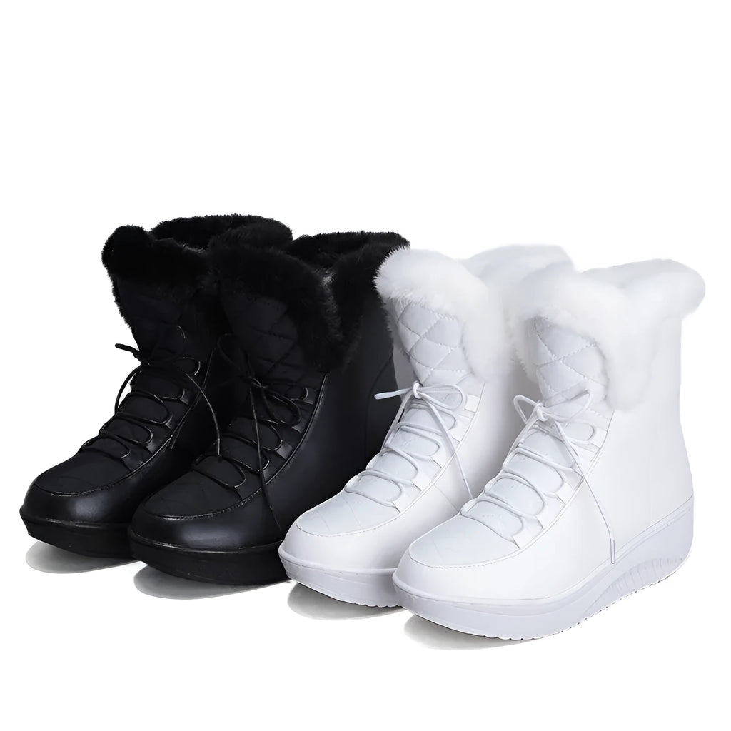 Women's black winter boots with 3cm platform heel and lace-up closure