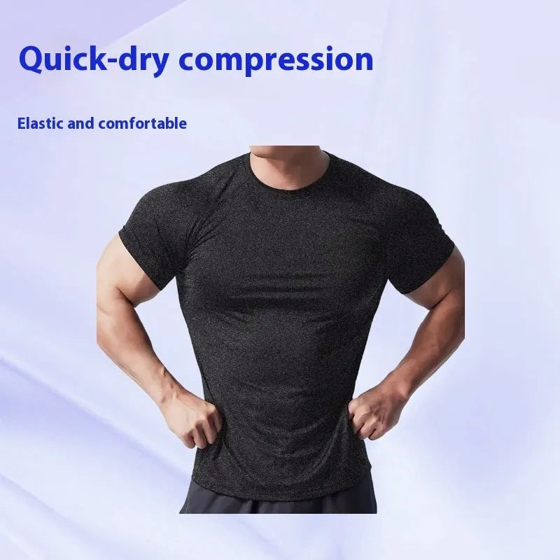 Men's black quick-dry running t-shirt with round neck and short sleeves