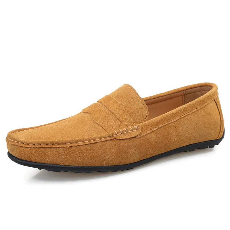 Men's solid colour suede loafers slip-on shoes with round toe and flat rubber sole.