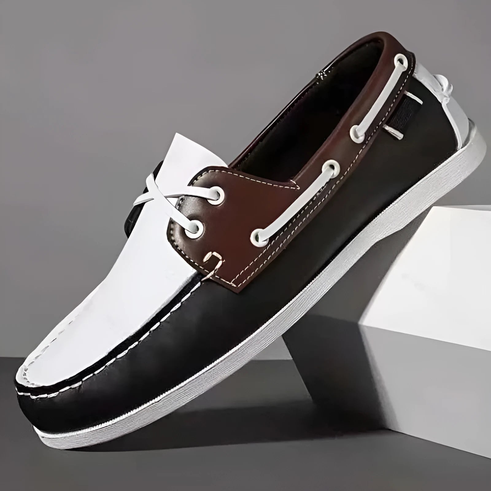 Men's British style casual shoes with artificial PU leather upper and flat heel