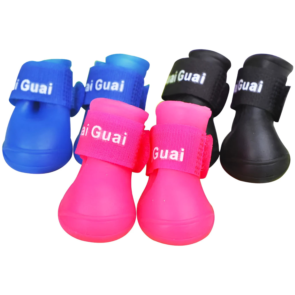 Soft non-slip silicone pet rain boots for dogs in five colours, with rubber upper and textured sole