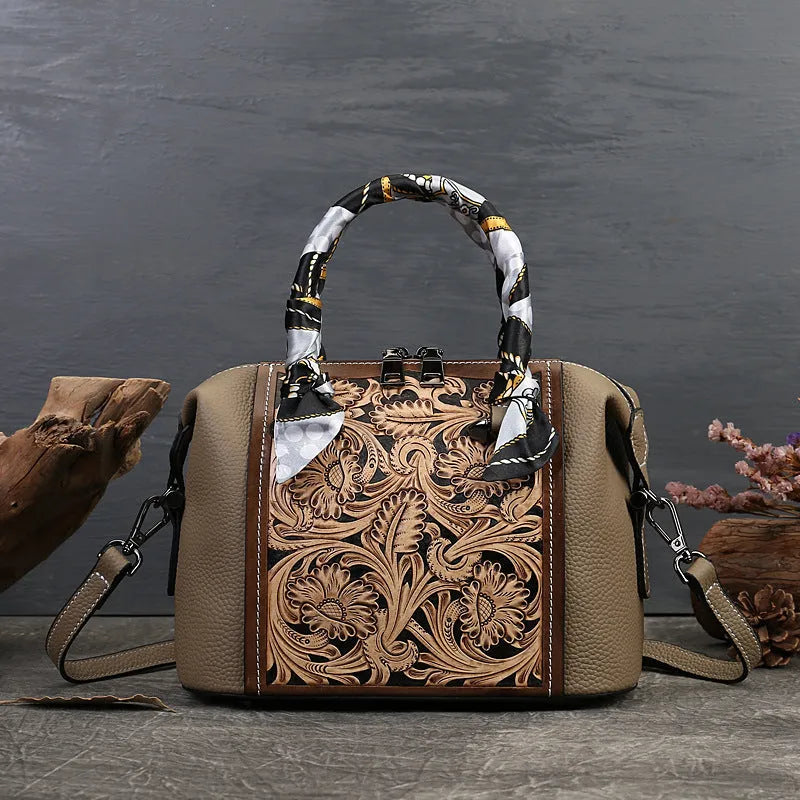 Genuine leather messenger bag in European American retro style with textured cowhide exterior and multiple internal pockets