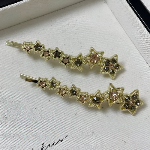 Gold alloy hair barrette with five-pointed star decoration for women's hairstyling