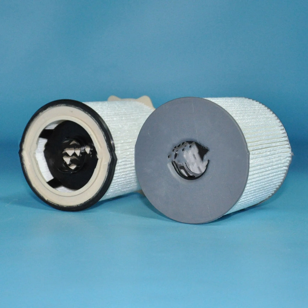 White diesel fuel filter kit for RAM 1500-5500 trucks with chemical fibre filter media