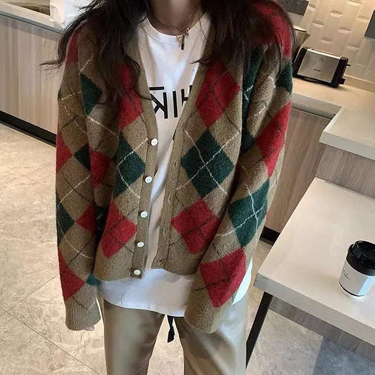 Knitted casual cardigan coat in macaron colours including pink, green, black, dark khaki, and light khaki