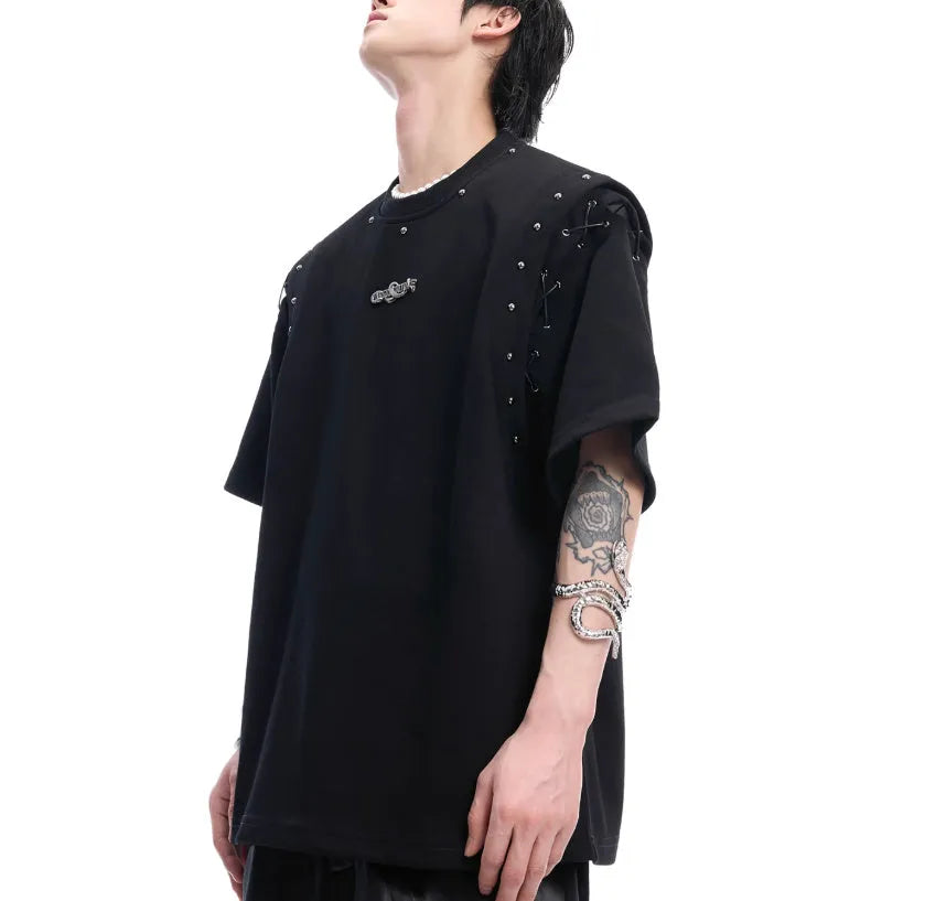 Niche deconstruction black short sleeve T-shirt with front lace-up fastening and cutout detail.