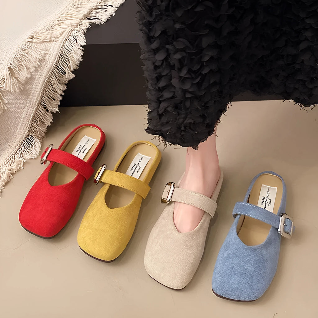 Women's square toe flat slippers in apricot colour with rubber sole
