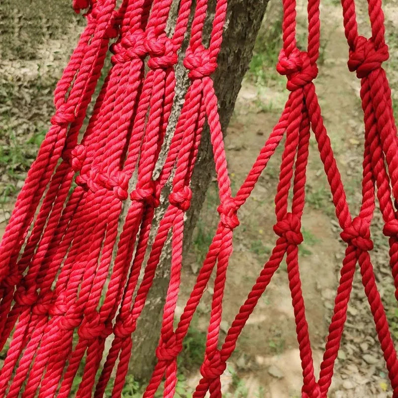 Nylon rope mesh hammock with open weave pattern showing 1.1m width and included tying rope