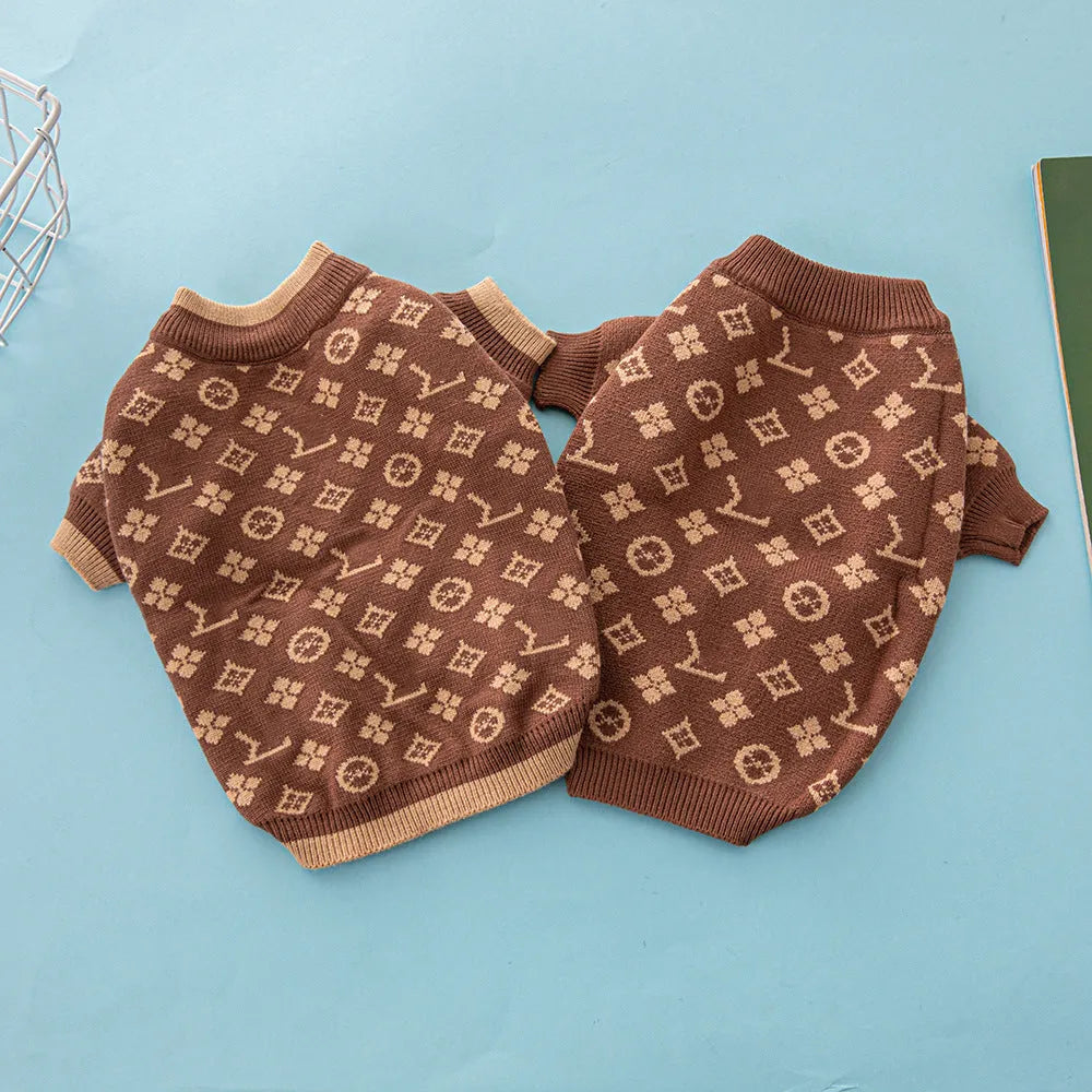 Wool dog sweater in European and American style for autumn and winter wear