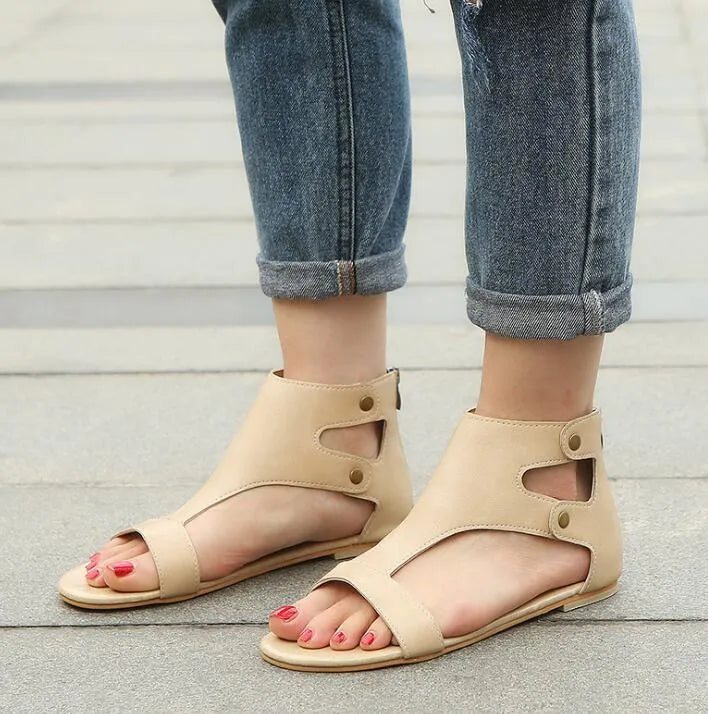 Flat sandals for women, artificial PU upper, round toe, flat heel, available in beige
