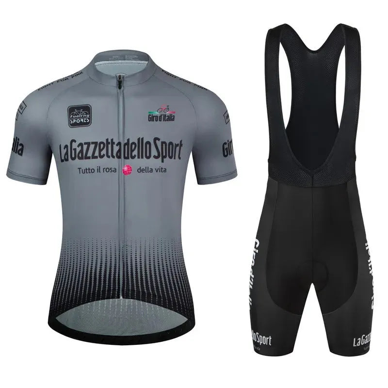 Patterned short sleeve cycling jersey for men and women in quick-dry polyester fabric.