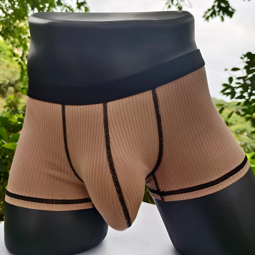 Men's breathable boxer shorts in solid colours with hip lifting and body shaping functions