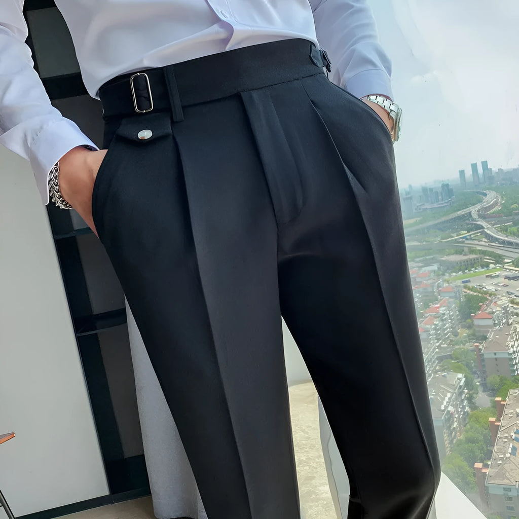 Straight-leg casual trousers in khaki colour on a neutral background, showing the classic fit.