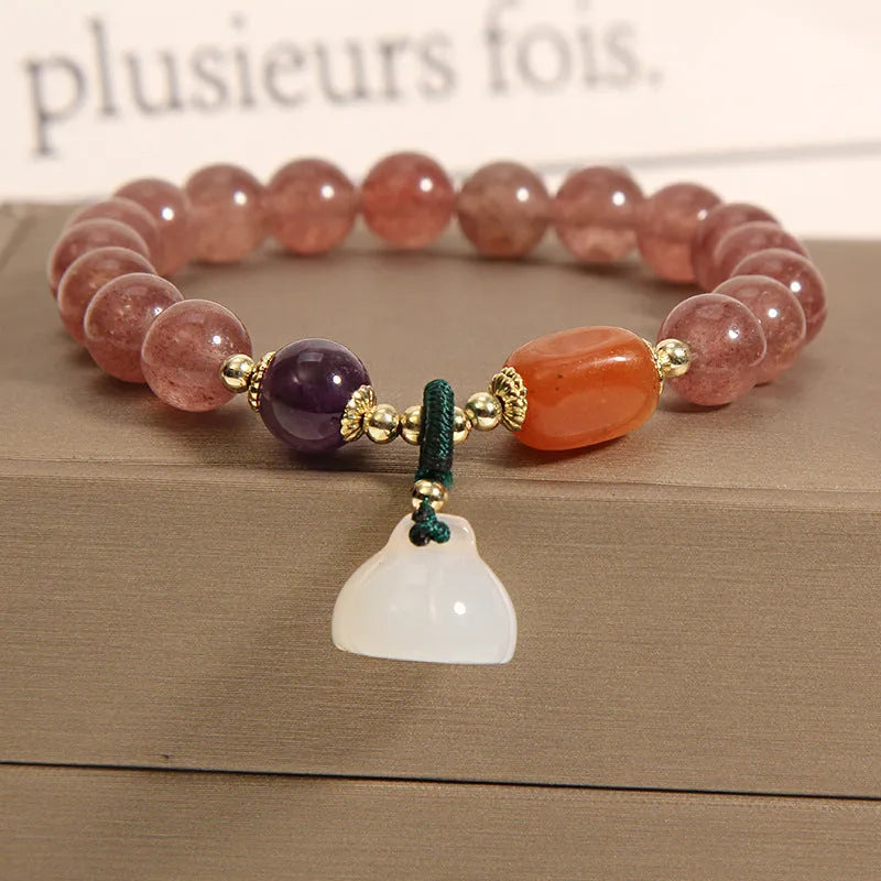 Natural garnet multi-layer crystal bracelet with strawberry quartz, moonstone, and pendant details in Korean light luxury style
