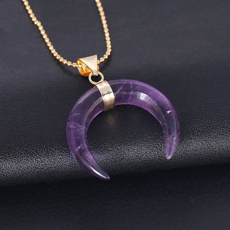 Natural stone crescent moon pendant necklace with 45cm chain and electroplated copper fittings