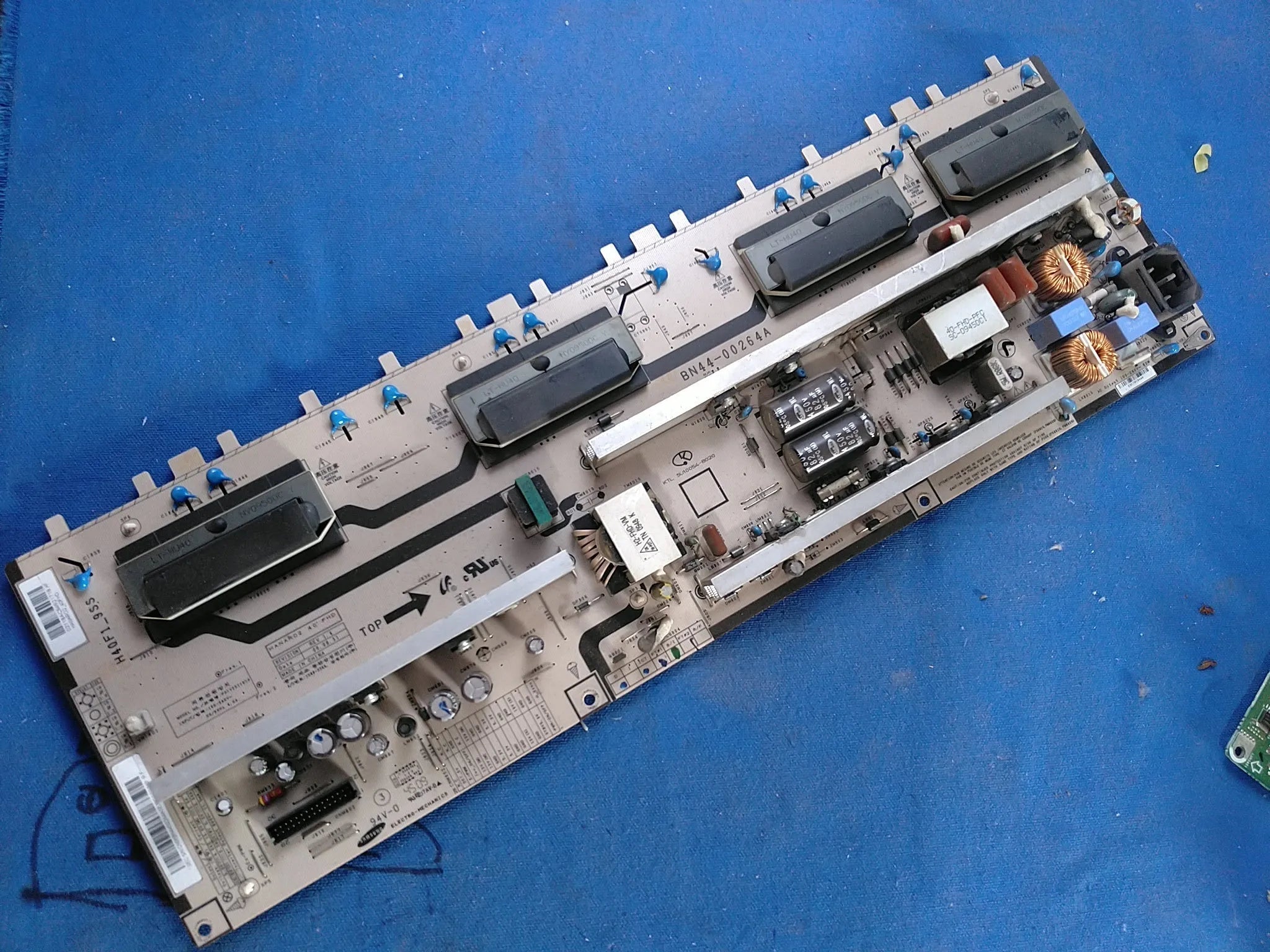Samsung LA40B530P7R LA40B550K1F original power board H40F1-9SS BN44-00264A disassembled