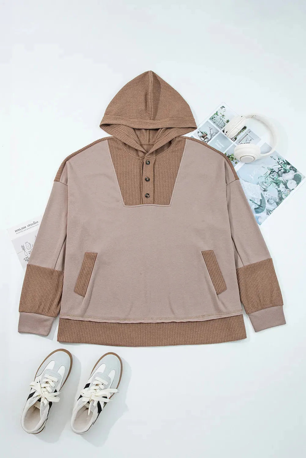 Goat Waffle Contrast Patchwork Plus Size Hoodie with Pockets in 1XL-4XL