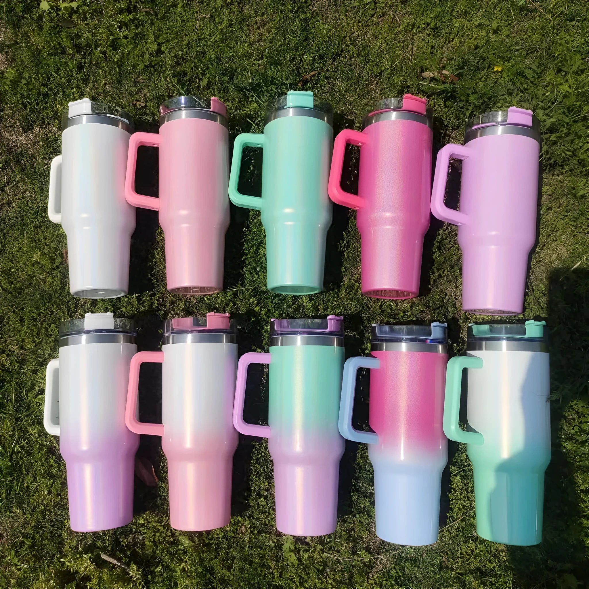 Large stainless steel vacuum insulation cup with double-layer construction in rainbow gradient colours
