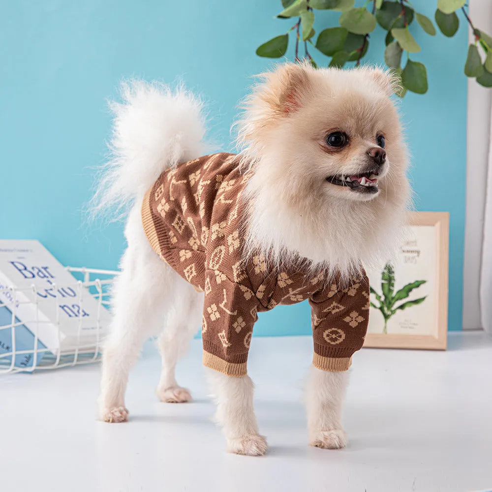 Wool dog sweater in European and American style for autumn and winter wear
