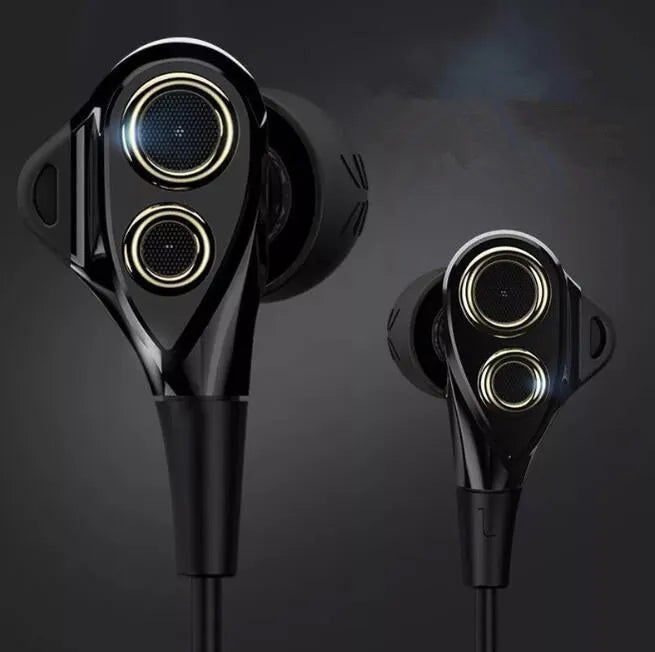 Black or silver metal HIFI in-ear headphones with inline microphone and 3.5mm plug.