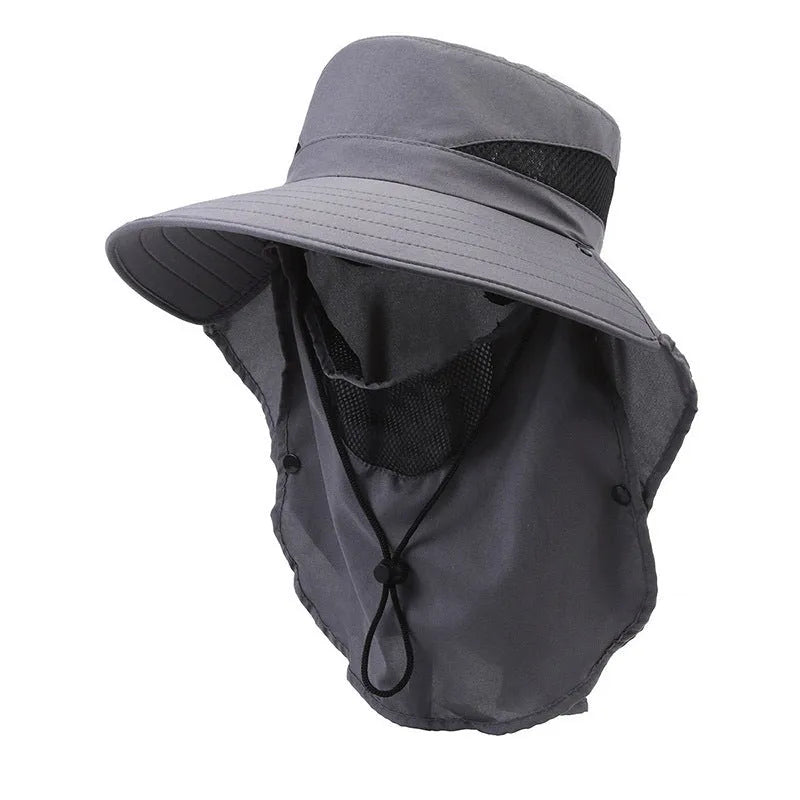 Men's big brim polyester fishing hat in army green colour on a neutral background.