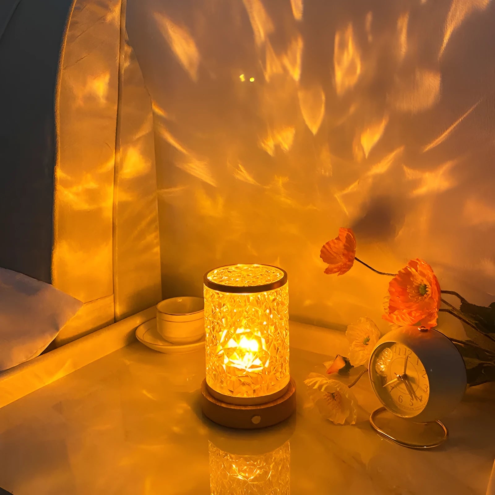 Rotating water ripple night light with acrylic shade on solid wood base, 9.5x14.5x10.5cm