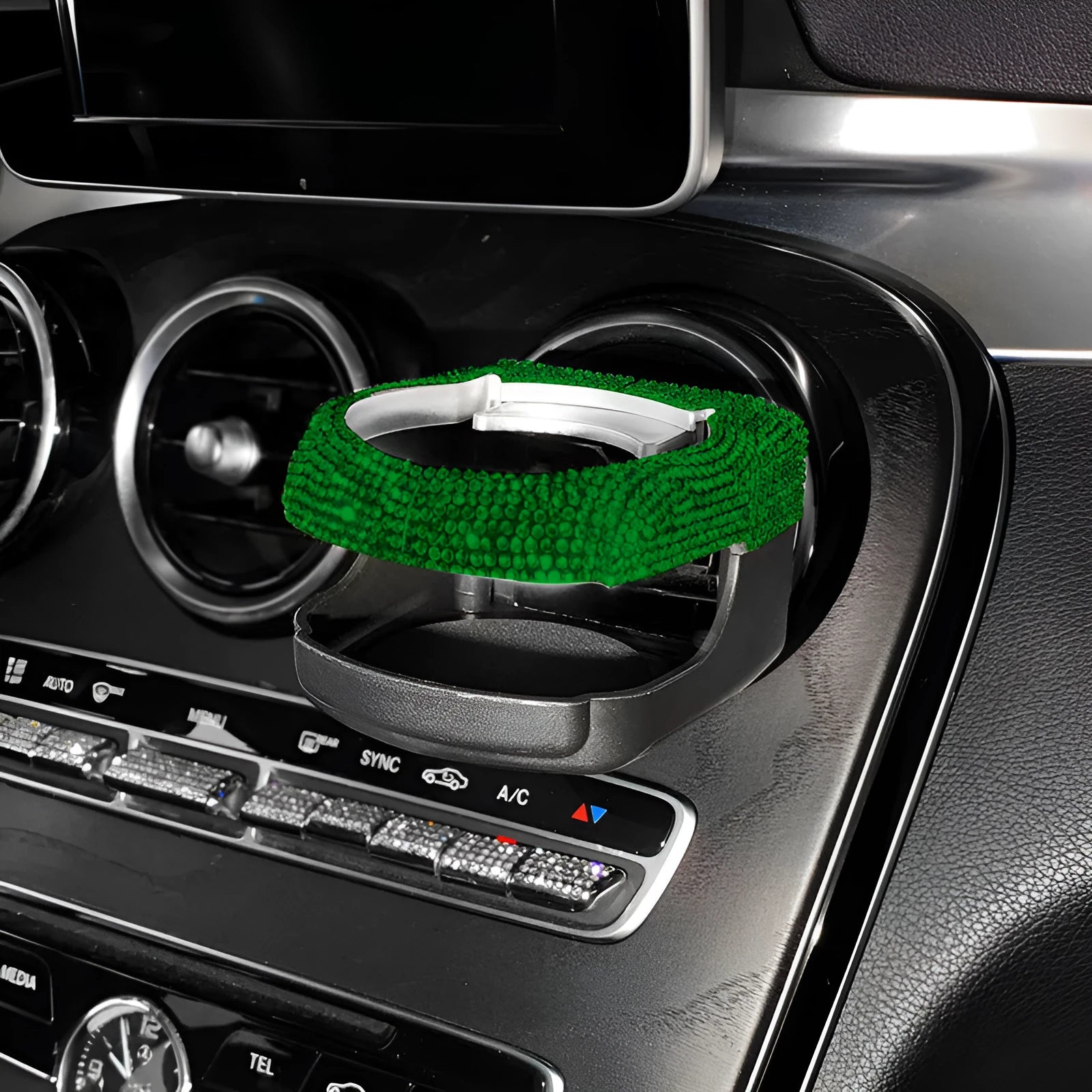 Diamond decorated car water cup holder bracket mounted on air vent