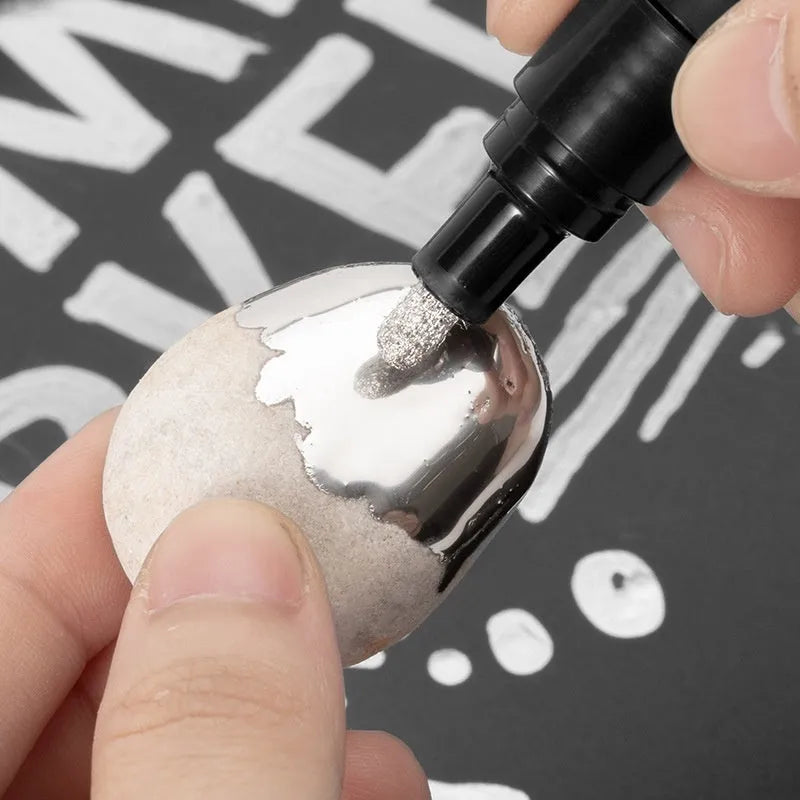 Waterproof mirror marker pen with plastic shell, shown with 1mm and 2mm tip size options.