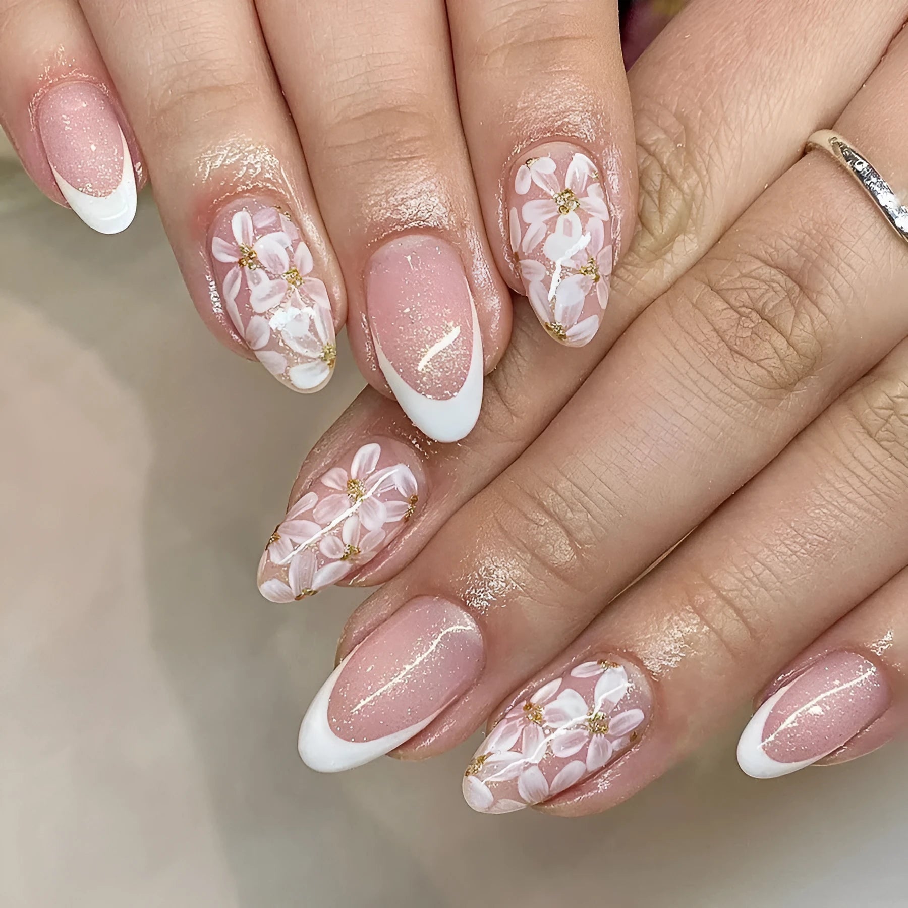 French style glossy short almond artificial nails with glitter powder floral patterns in colour C625