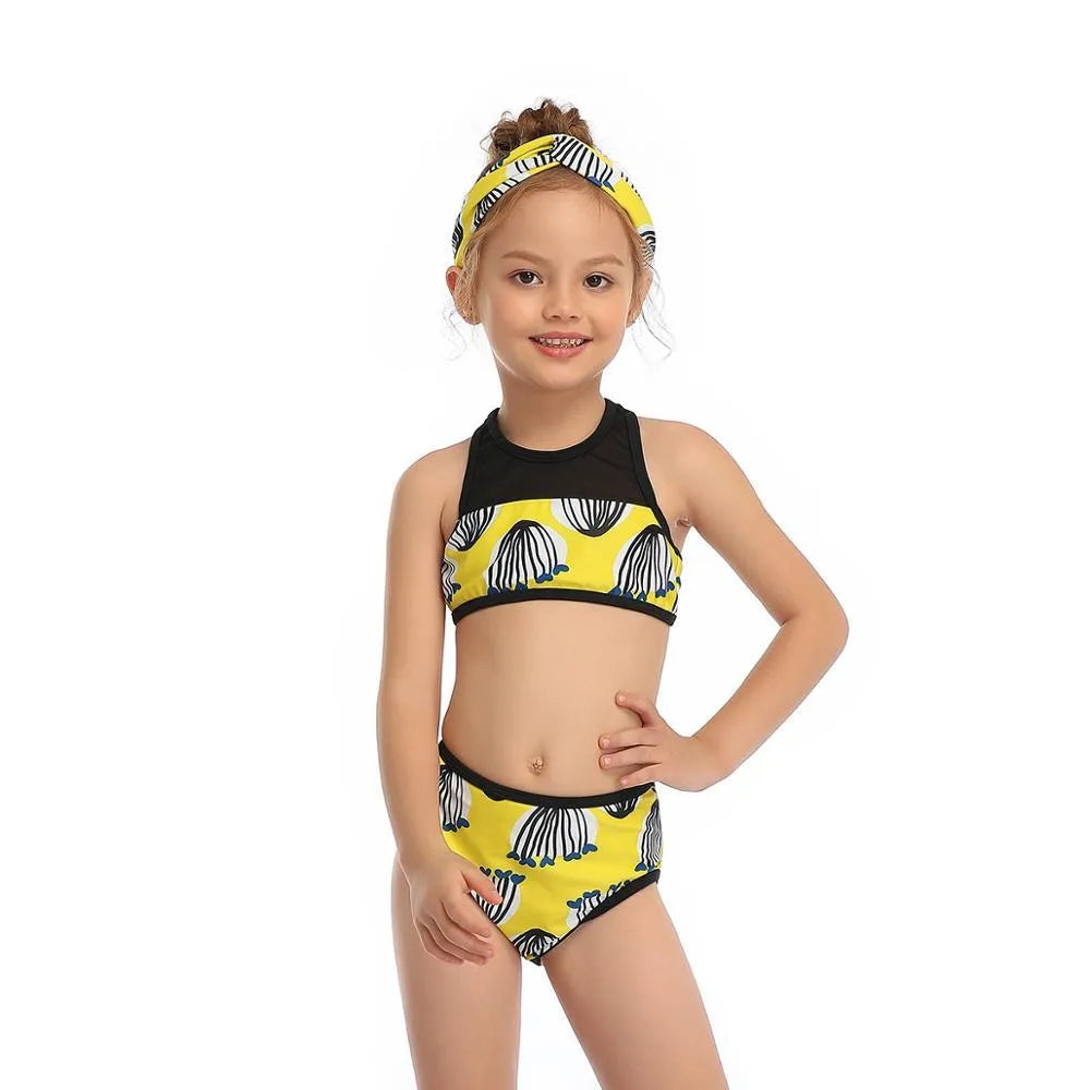 Nylon parent-child swimwear set in leopard print with matching adult and child sizes