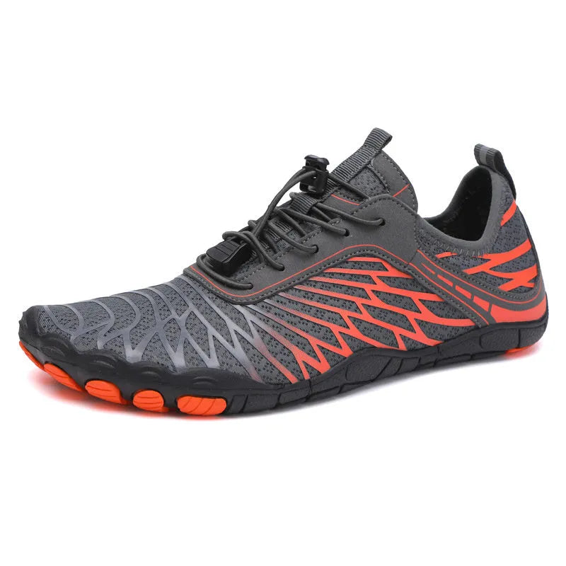 Outdoor casual lace-up sports shoes in multiple colours with a non-slip rubber sole