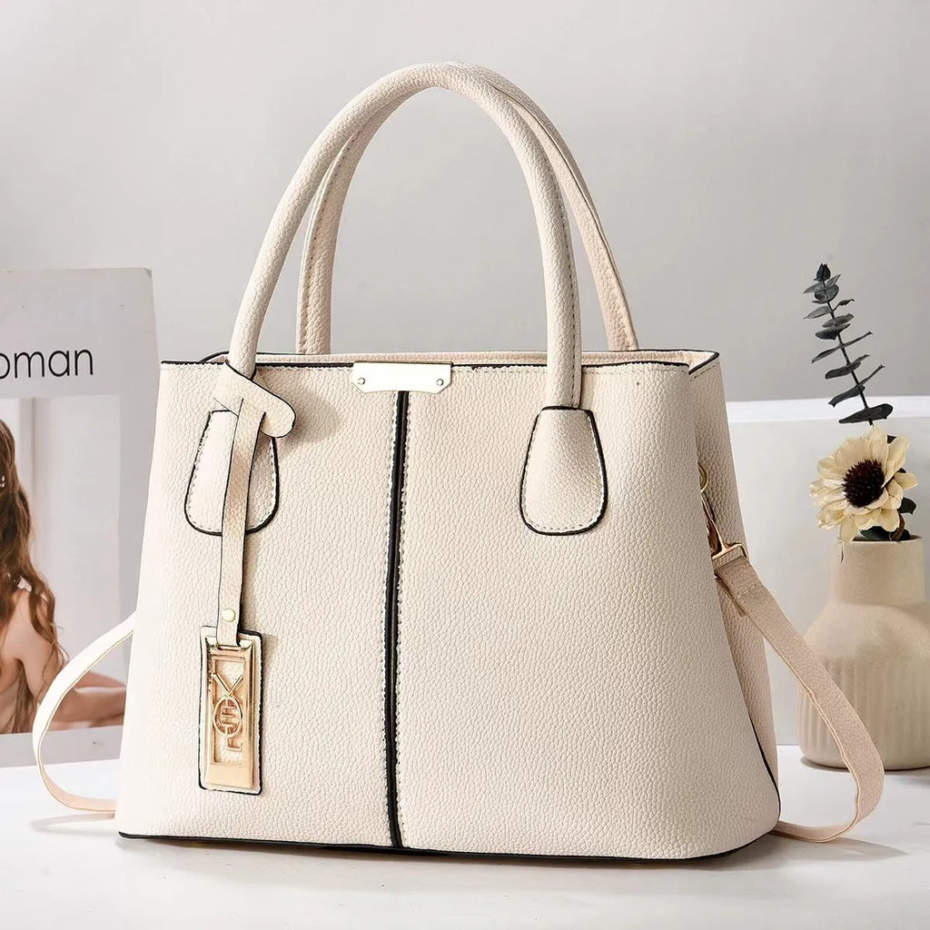 Soft PU large capacity fashion shoulder bag with leather strap in horizontal square shape