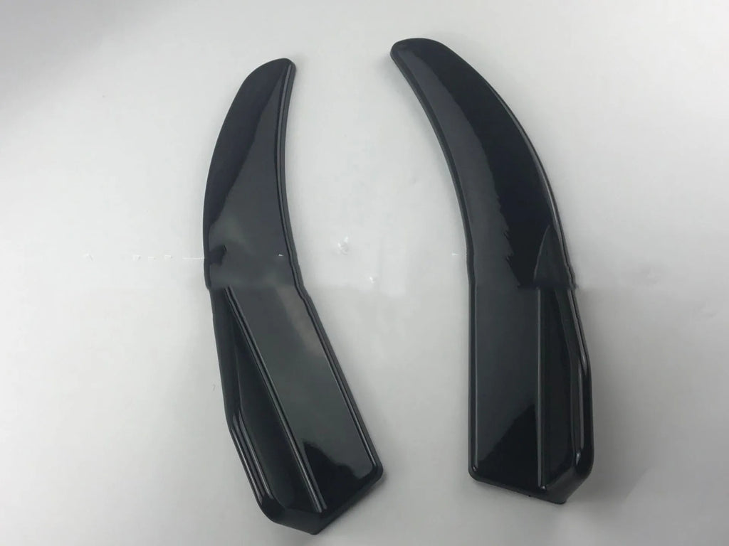 Pair of bright carbon fibre effect front and rear car deflectors for General Motors vehicles