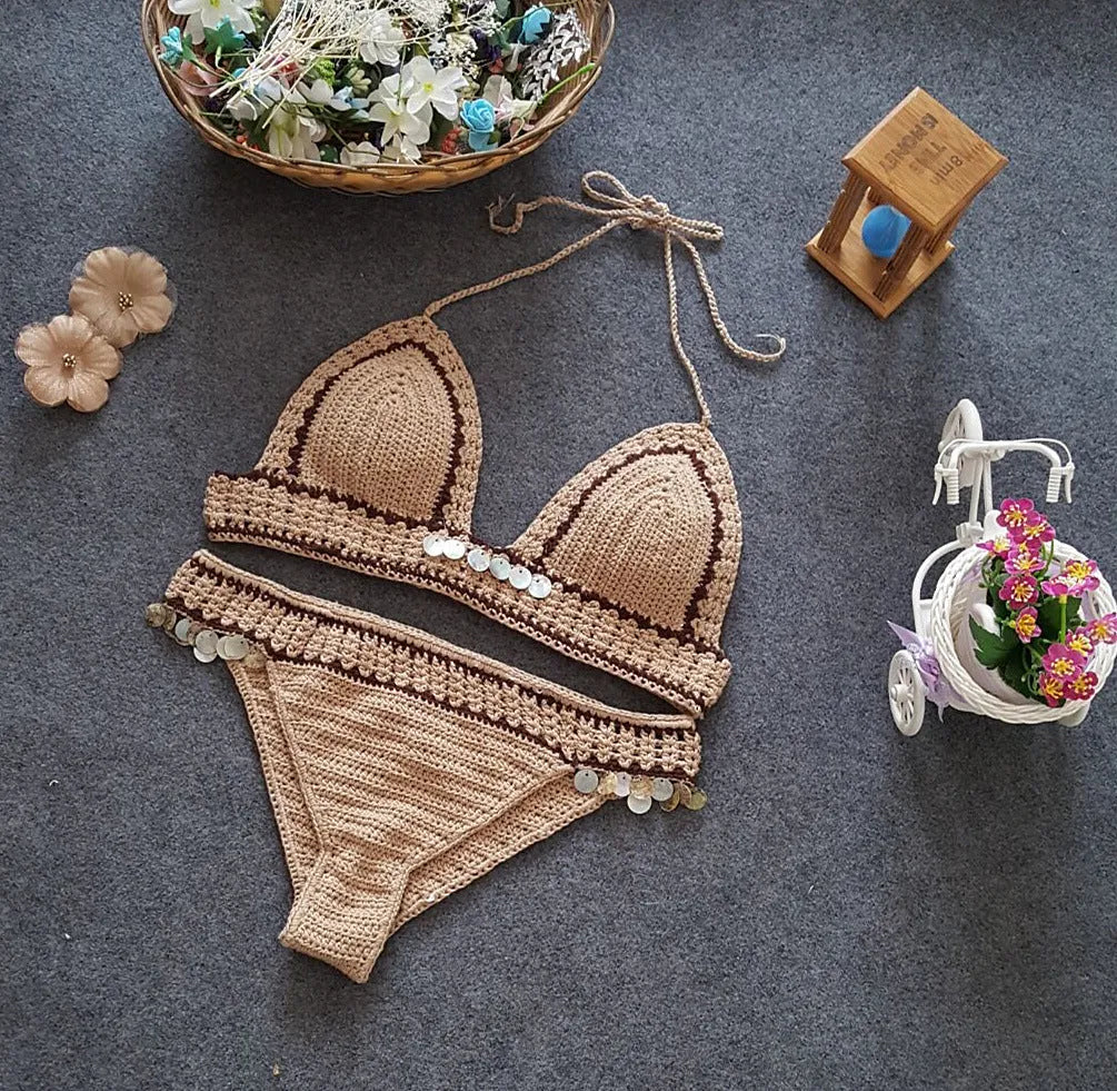 Hand-knitted brown shell design bikini set with split cut for women's beachwear