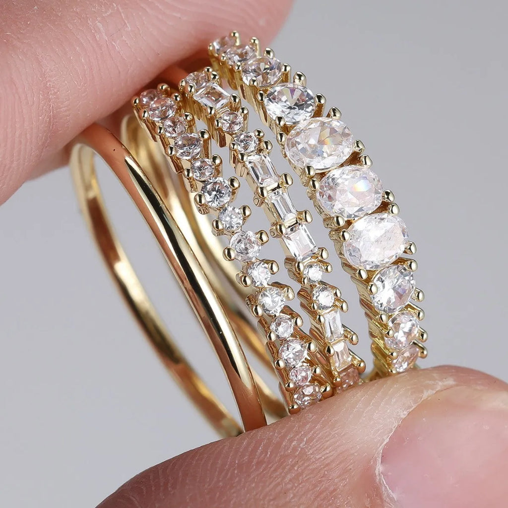 Round copper ring set with cubic zirconium electroplated finish in gold white diamond colour unisex style