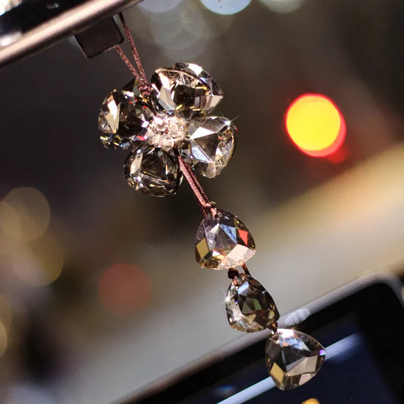 Crystal four leaf grass car interior pendant hanging from rear view mirror