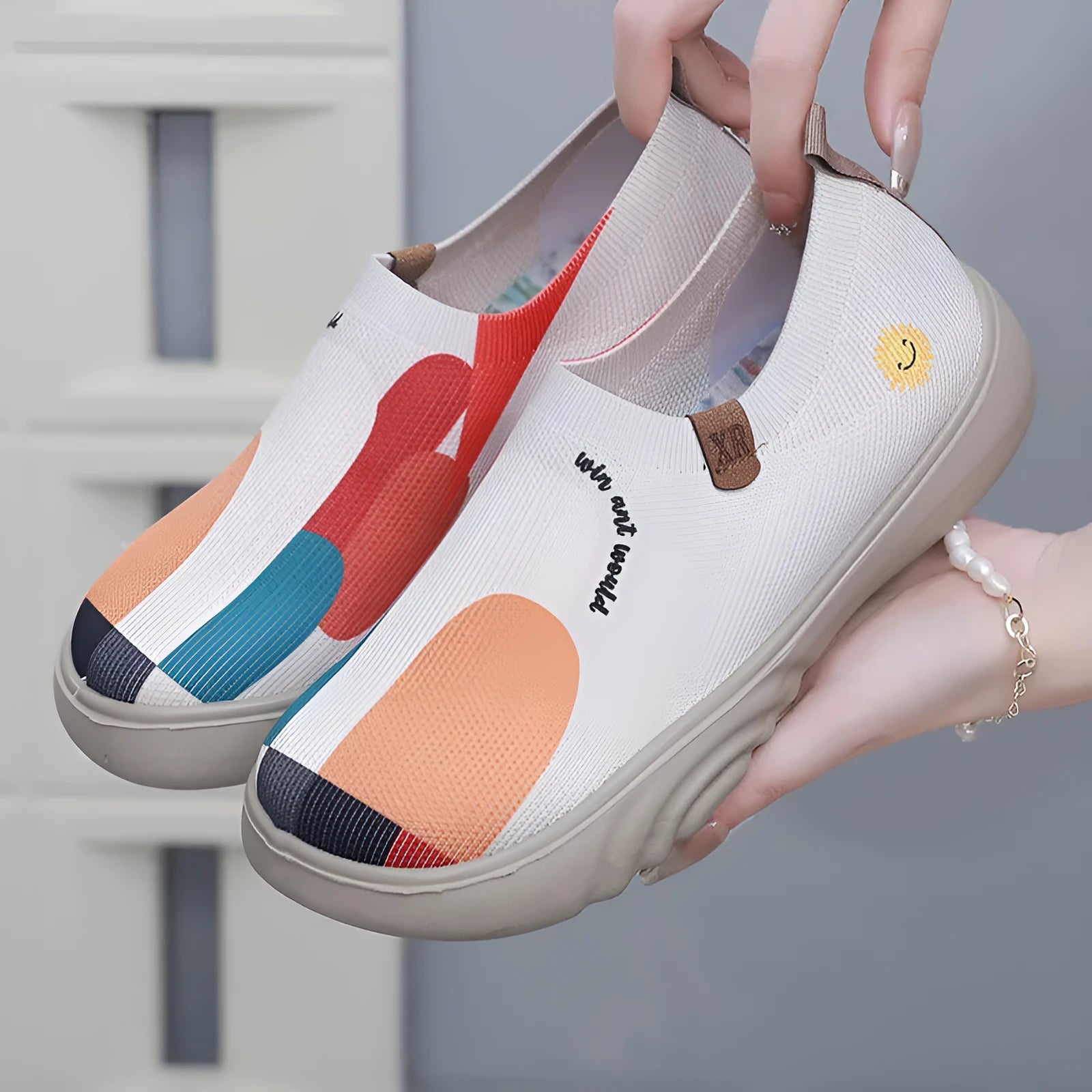 Women's hand-painted casual shoes with soft Flyknit upper, flat heel, round toe, in Milky White colour