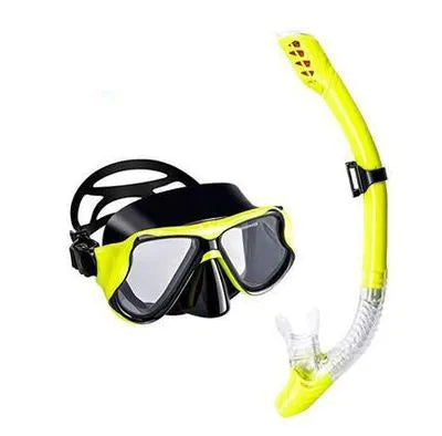 Diving goggles with anti-fog lens, PC frame, transparent glass, and adjustable silicone strap in multiple colours