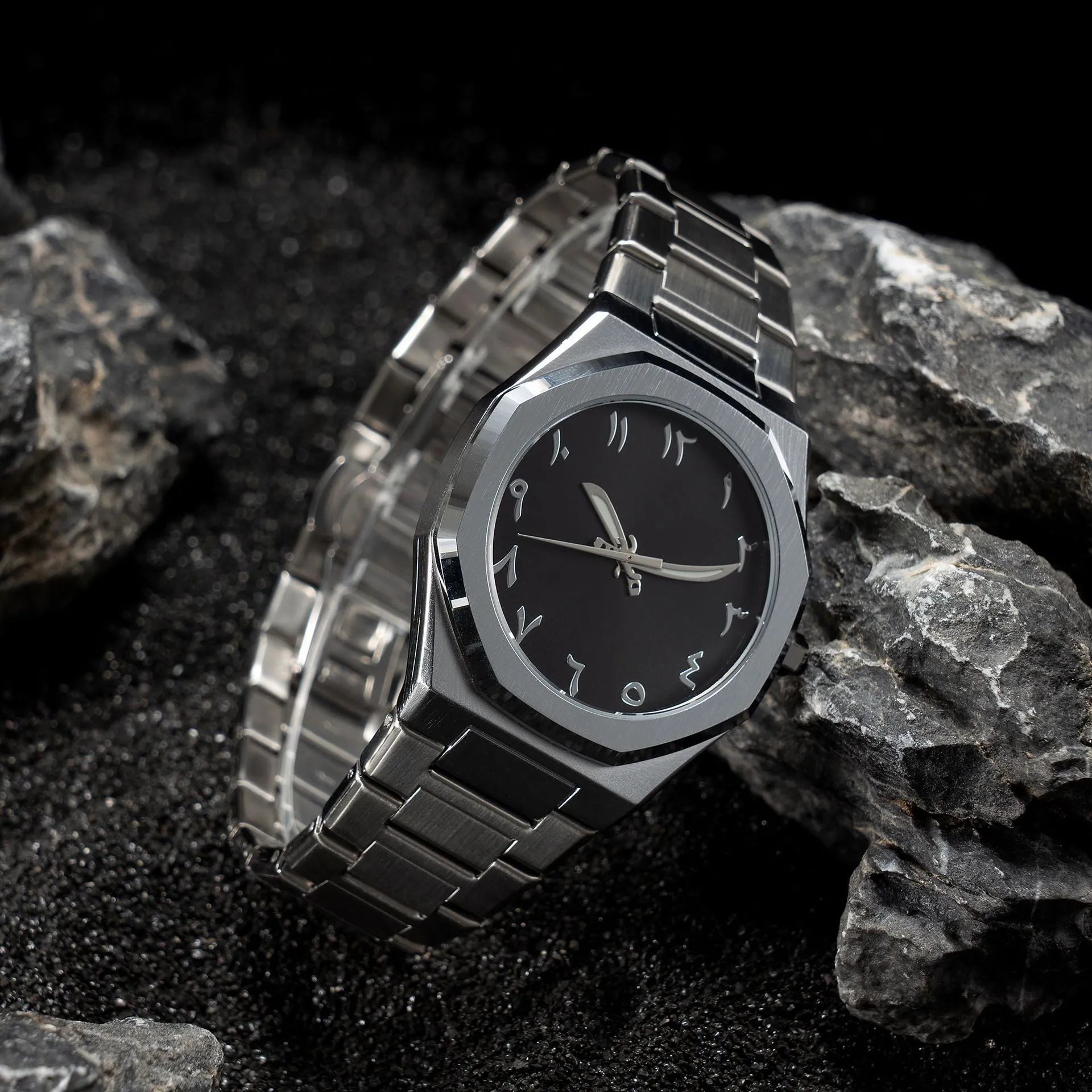 Men's steel belt business watch with quartz movement and 10mm thickness on wrist.